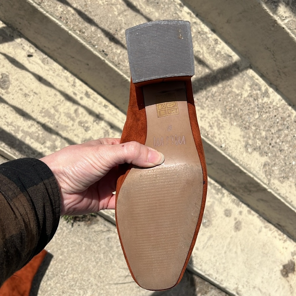 Like new orange Mi.iM faux suede short boots size 8 - Picture 8 of 13